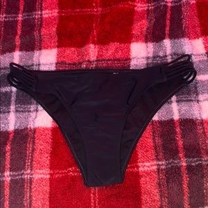 black bikini bottoms